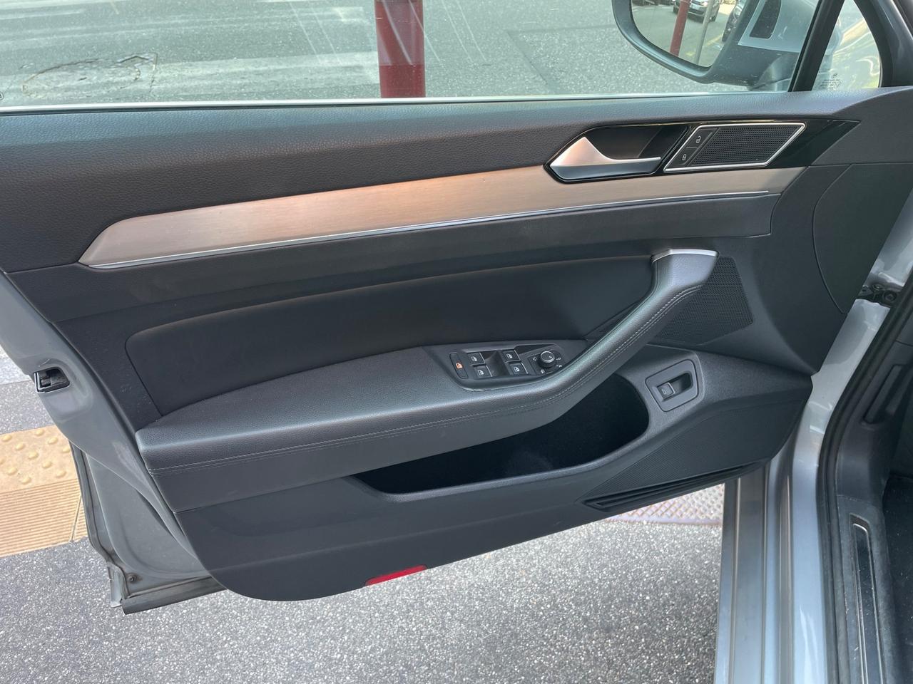 Volkswagen Passat 2.0 TDI 150CV SCR DSG Executive BMT