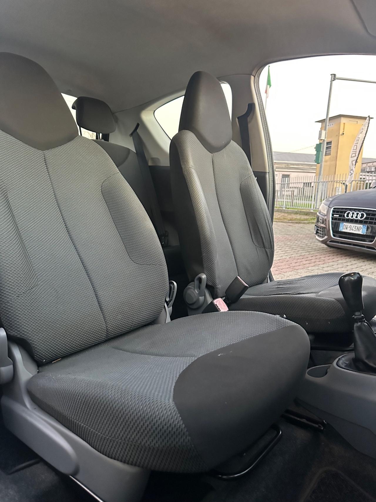 Toyota Yaris 1.0 3 porte Sol