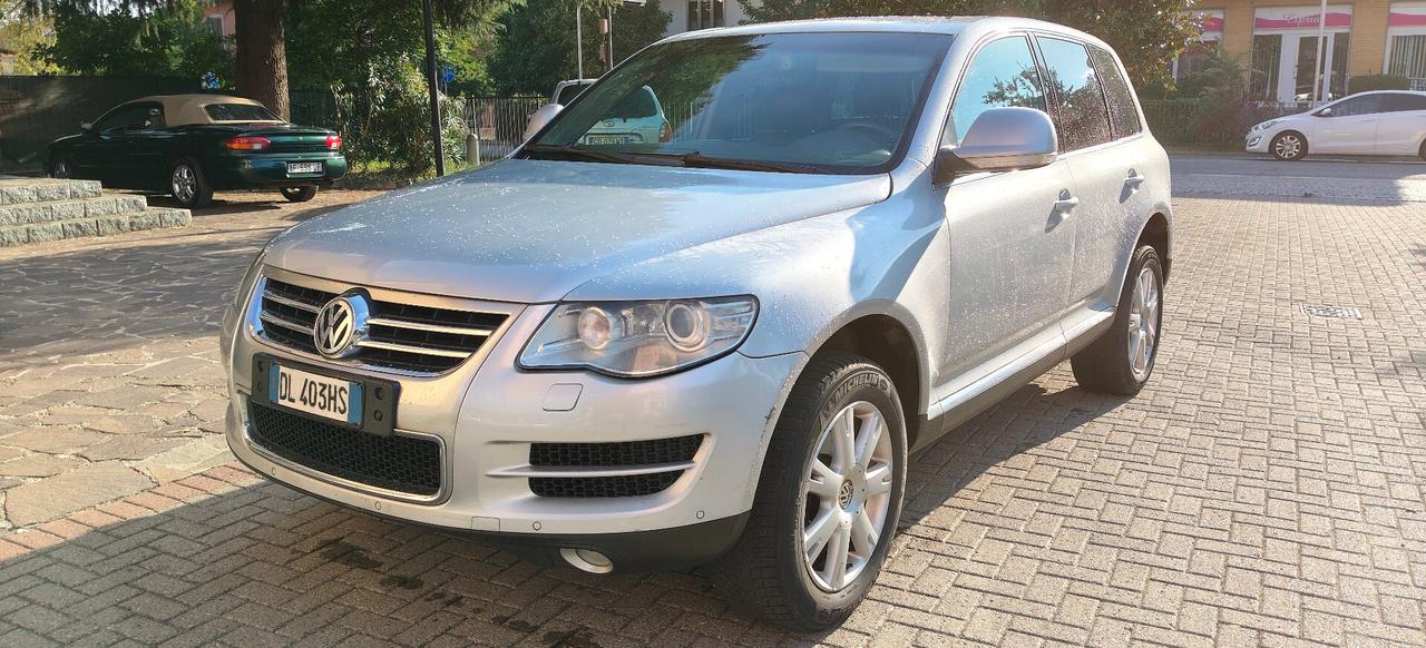 Volkswagen Touareg 2.5 R5 TDI Tiptronic Exclusive