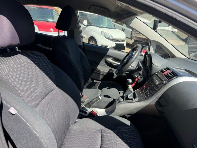 TOYOTA Auris 1.4 D-4D 5 porte