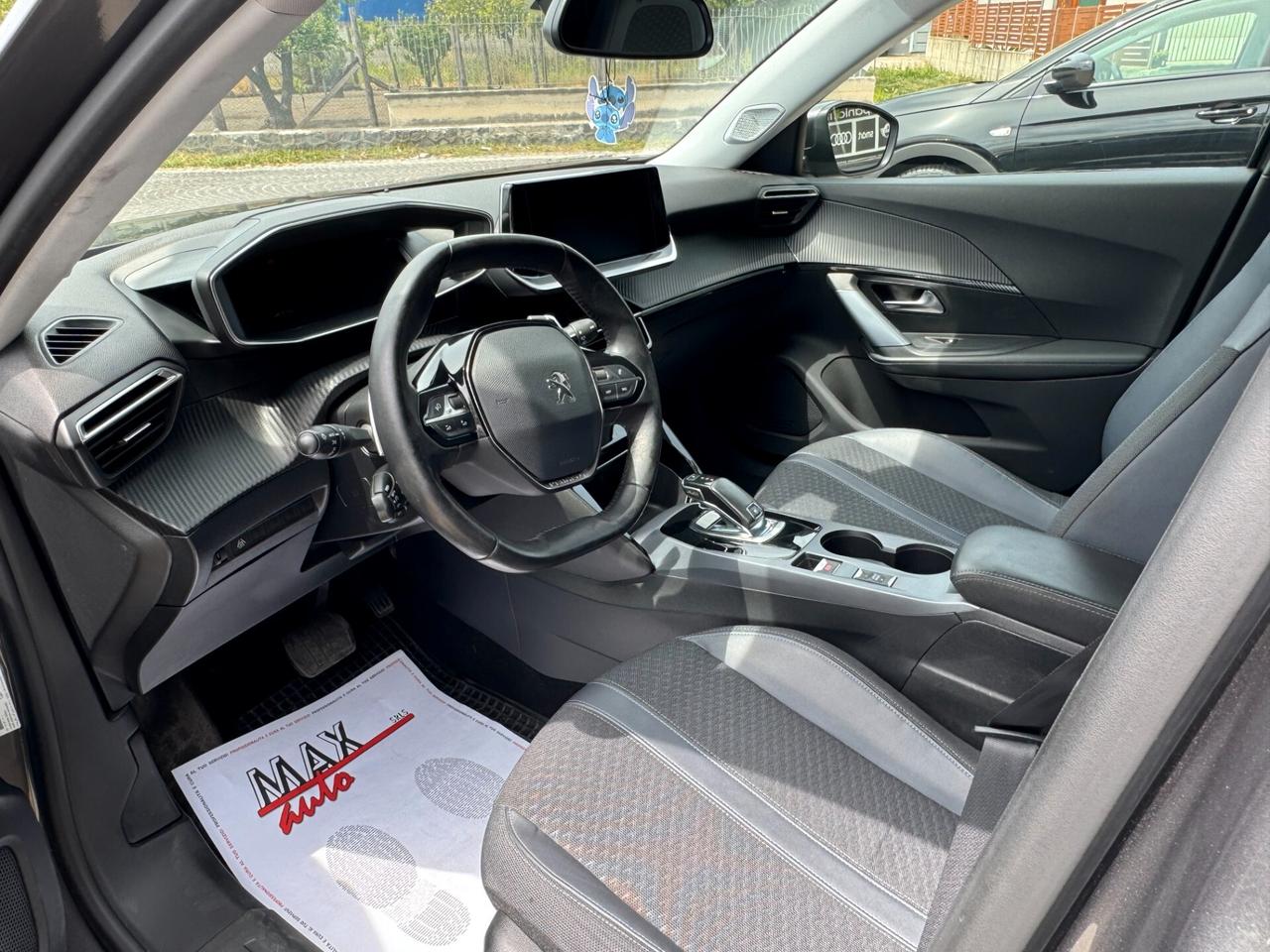 Peugeot 2008 BlueHDi 130 S&S EAT8 Allure Navi Pack