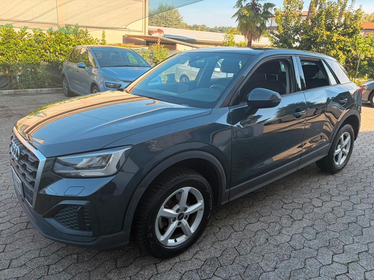 Audi Q2 35 TDI quattro S tronic Business*CLIMA*CERCHI
