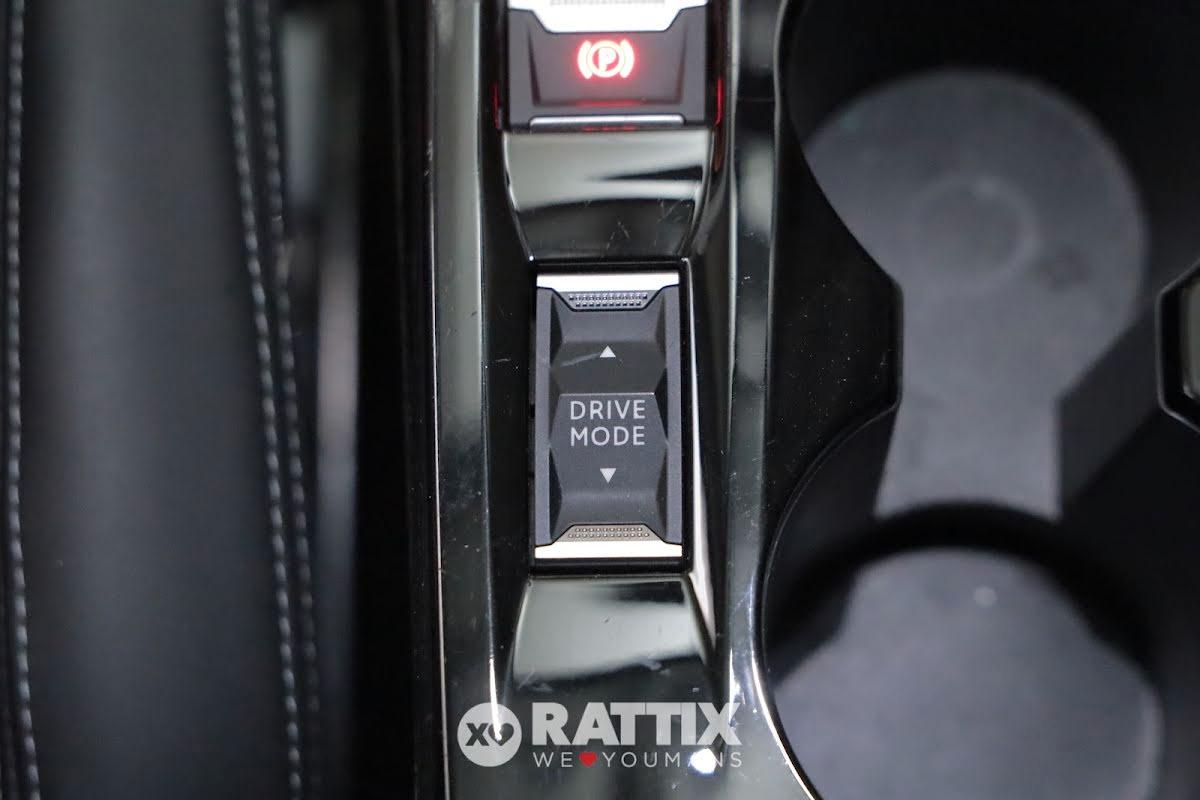 Peugeot e-2008 motore elettrico 100kW GT