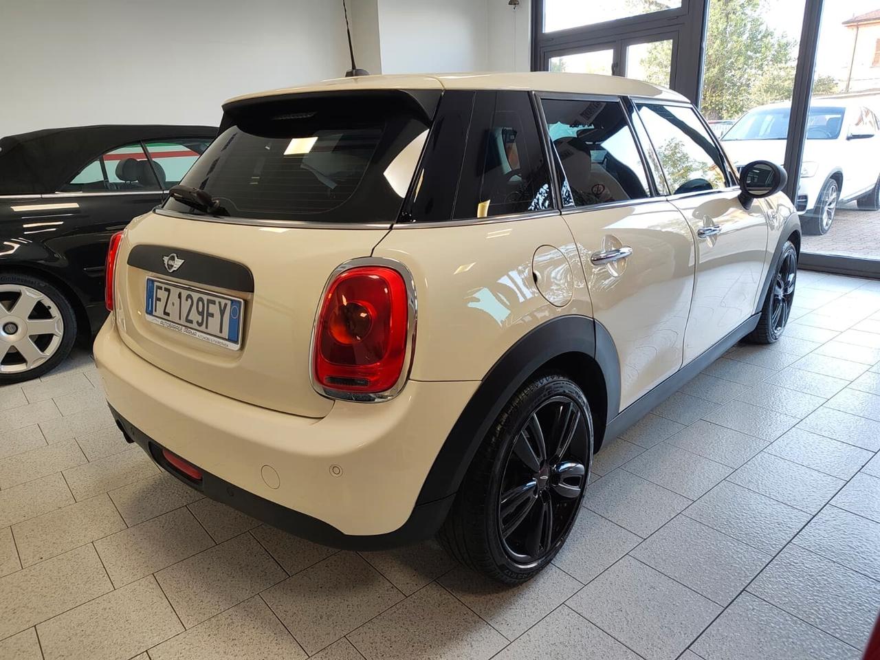 Mini One 1.2 75CV 5 porte NEOPATENTATI