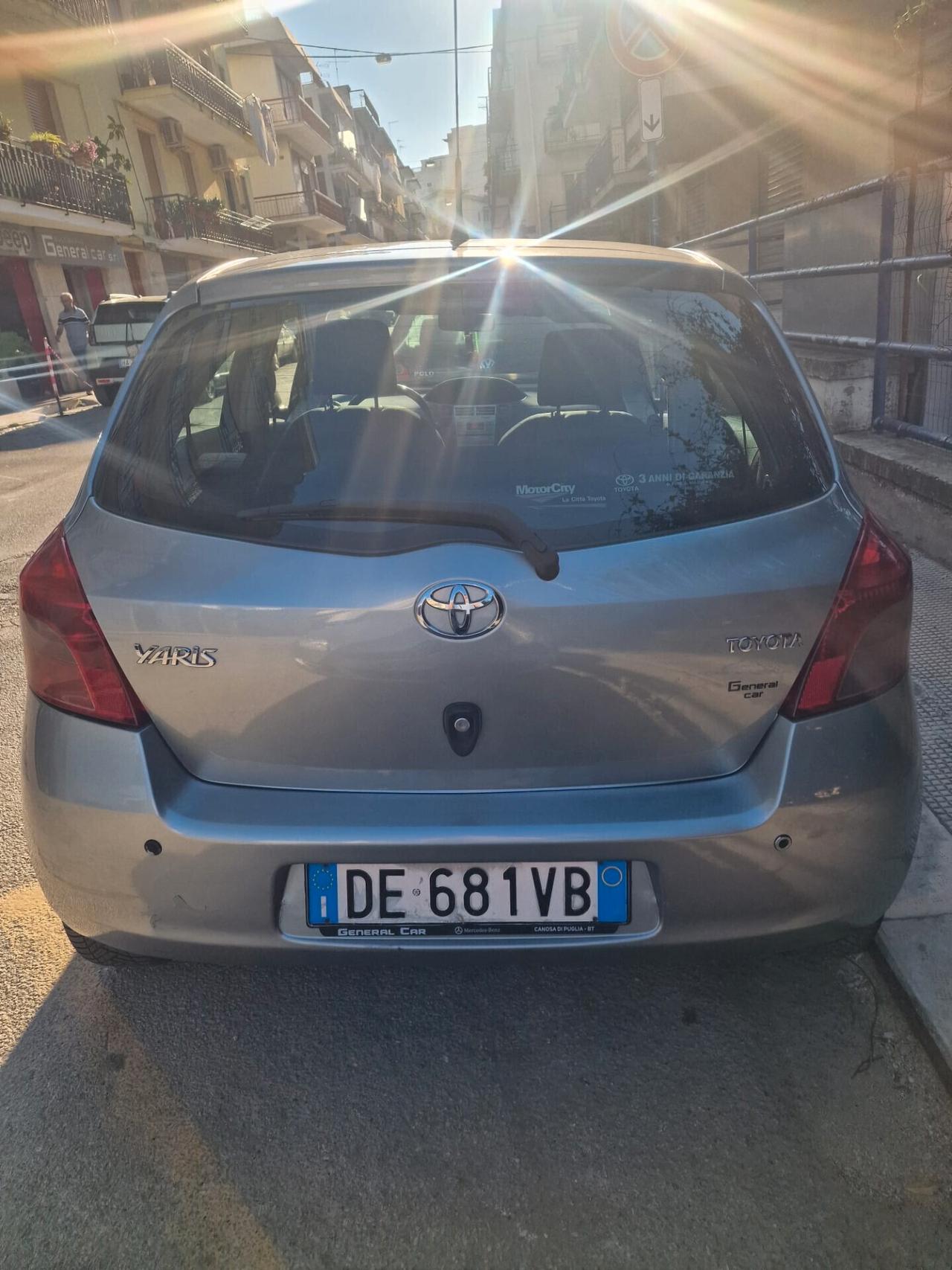 Toyota Yaris 1.3 5 porte