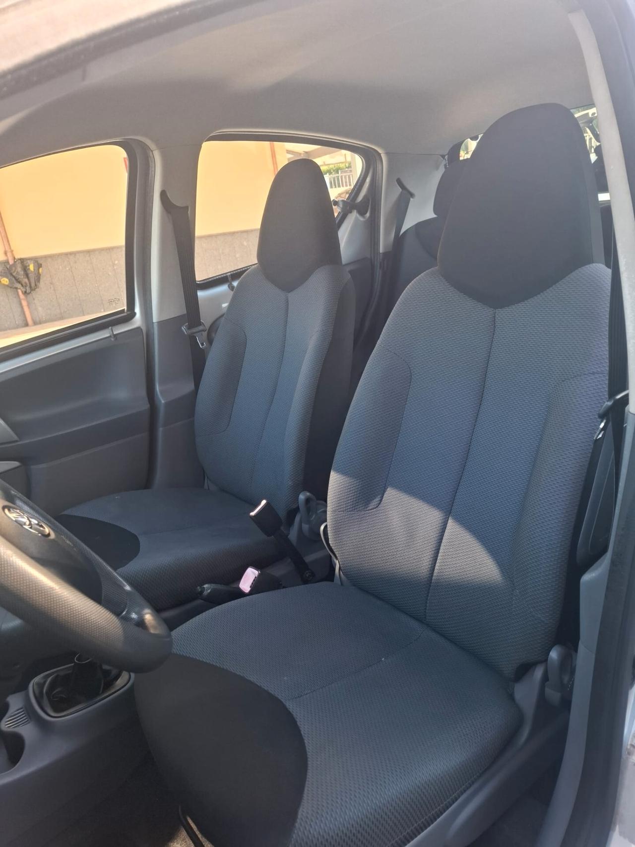 Toyota Aygo 1.0 12V VVT-i 5 porte Sol - 2006