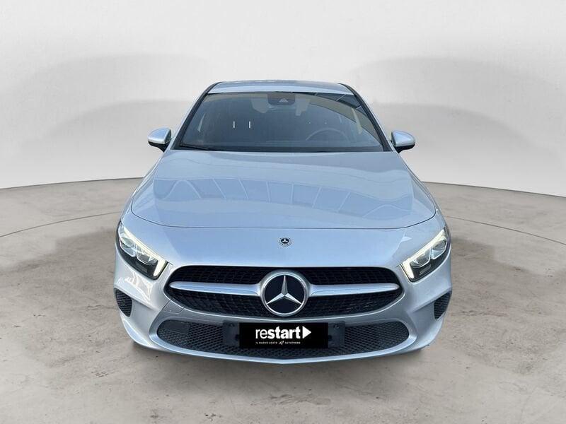 Mercedes-Benz Classe A 180 d 116 CV NAVI LED Business Extra