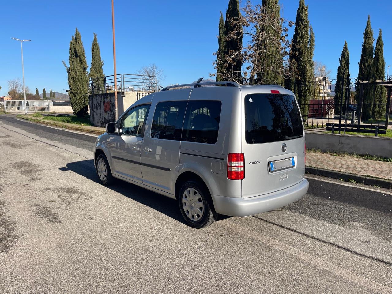 VW CADDY 1.6 TDI 102cv 5 Posti Unicoproprietario