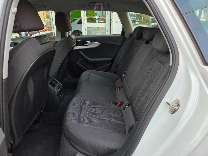 AUDI A4 5ª serie A4 Avant 2.0 TDI 150 CV S tro...