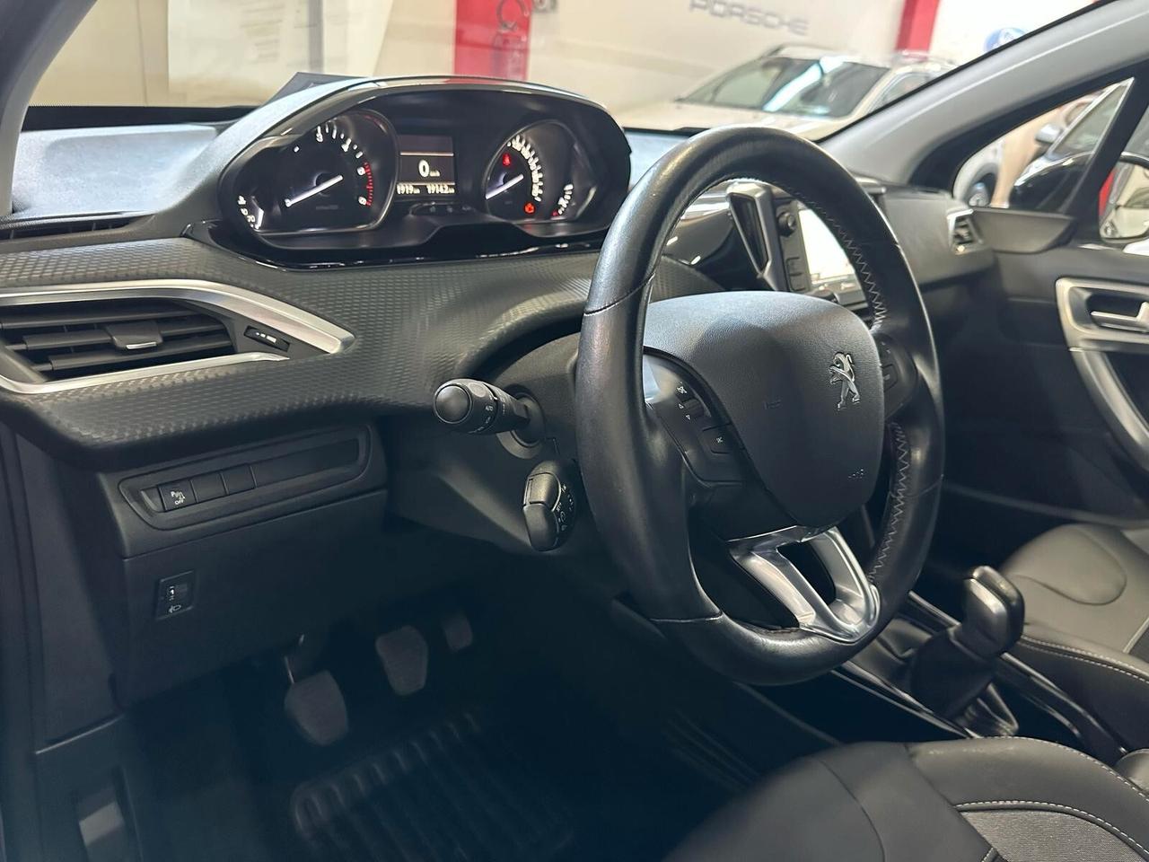 Peugeot 2008 BlueHDi 100 Allure