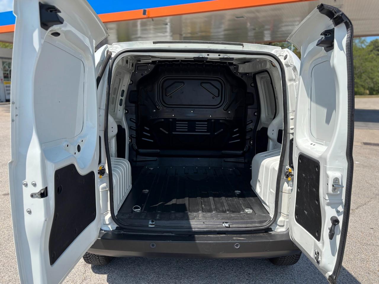 Fiat Fiorino 1.3 MJT 95CV Cargo SX