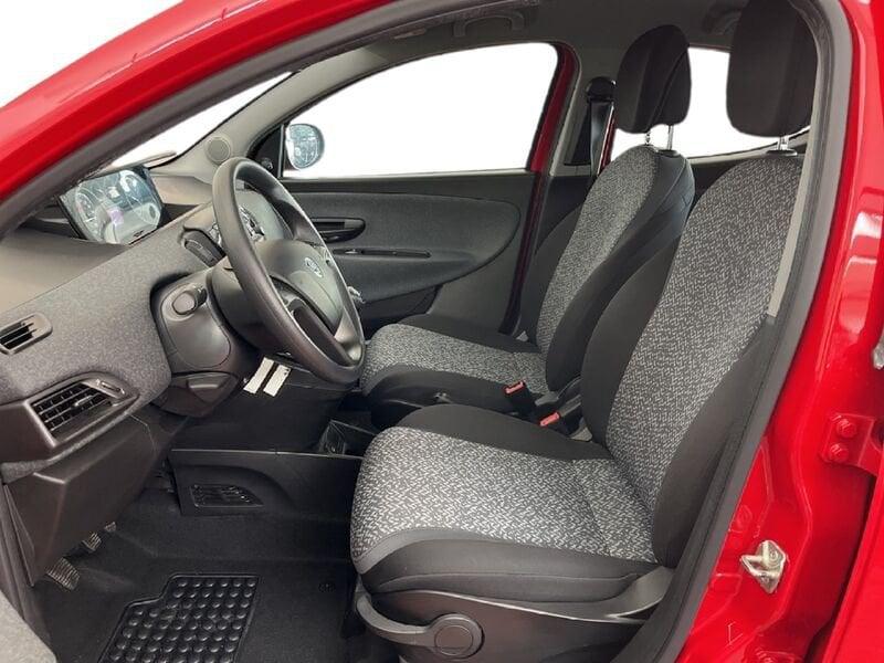 Lancia Ypsilon III 2015 1.0 firefly hybrid Silver s&s 70cv