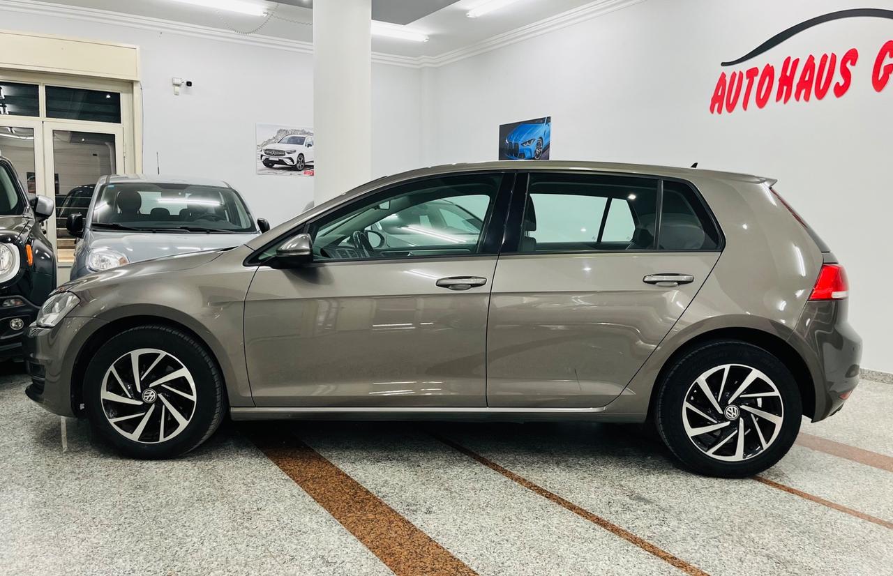 Volkswagen Golf 7 1.6 TDI 110 CV anno 2017 italiana