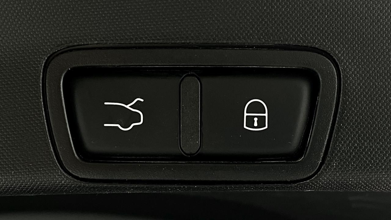 ALFA ROMEO STELCIO 2.2 SPRINT Q4 TURBODIESEL AT8 190CV - FULL LED, PELLE, SEDILI RISCADATI