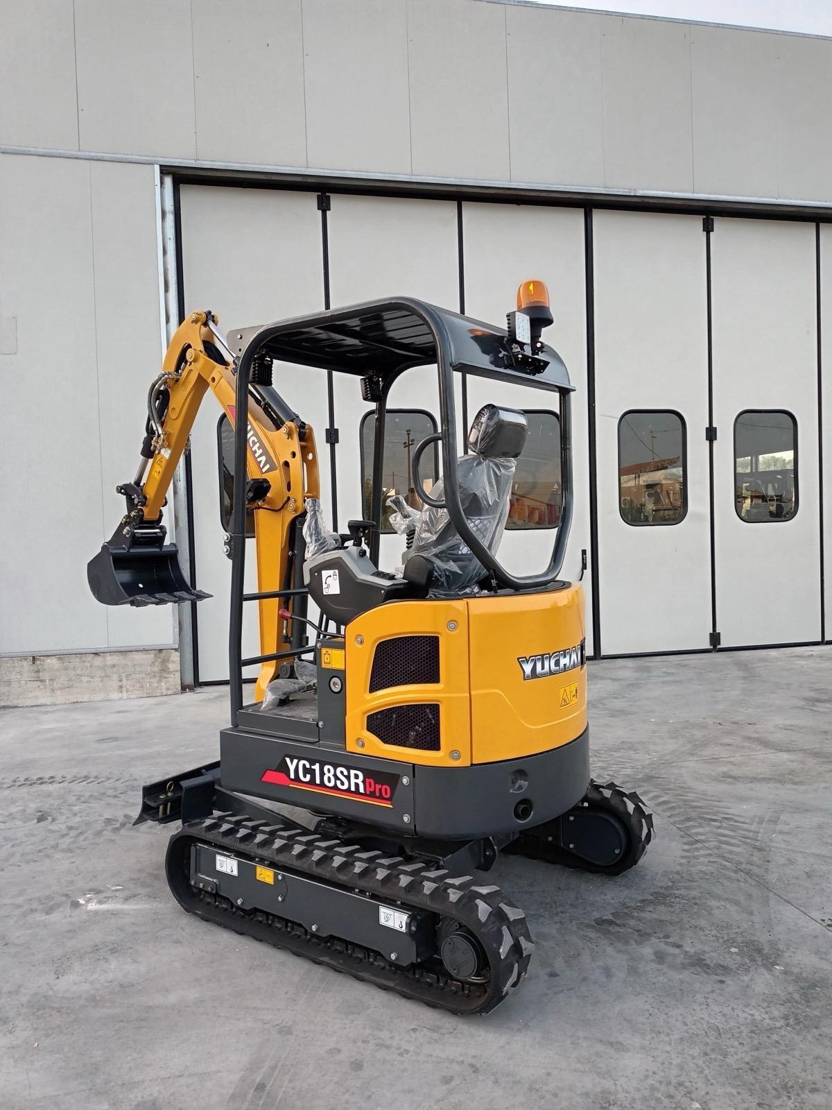 Miniescavatore Yuchai YC18 nuovo
