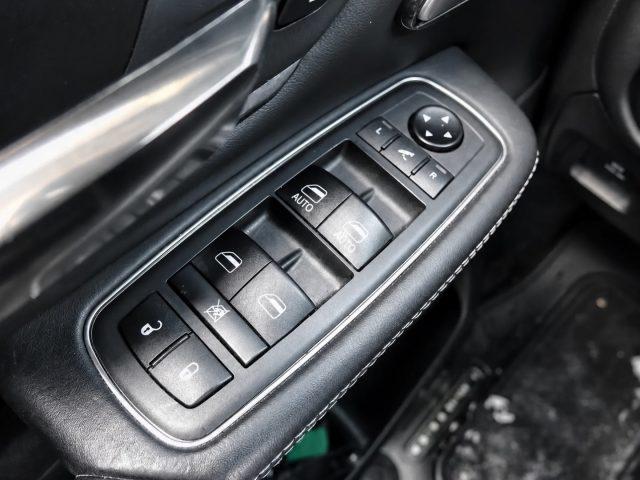 DODGE RAM 5.7 V8 Crew Cab AT8 Limited N1 Full optional