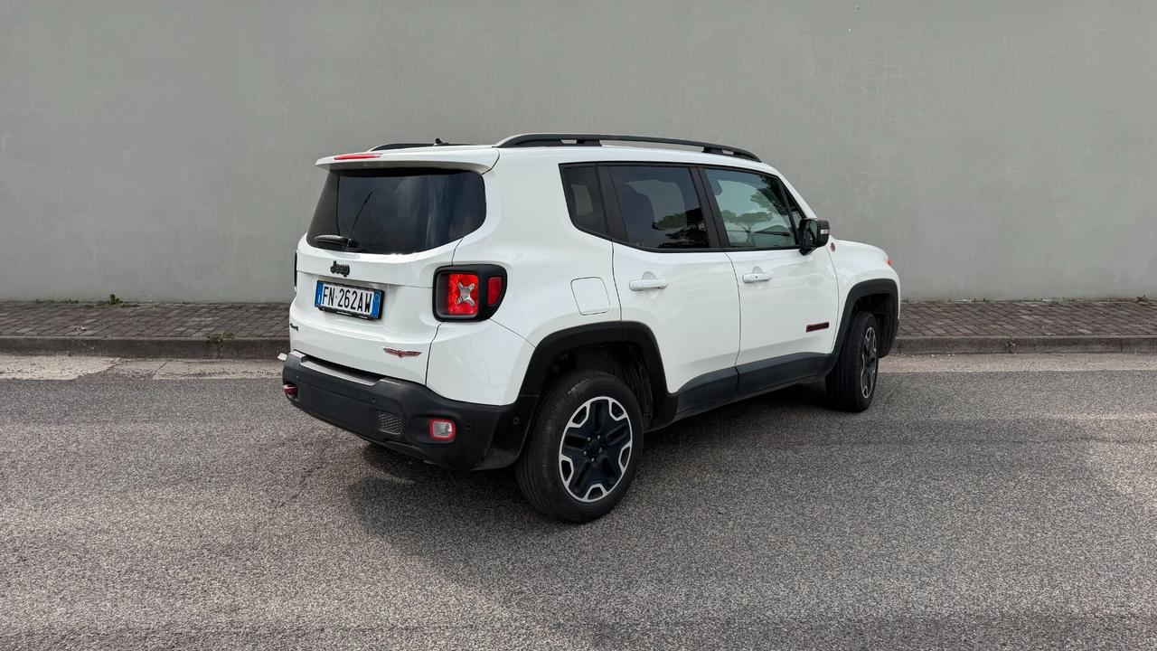 Jeep Renegade 2.0 Mjt 170CV 4WD Active Drive Low Trailhawk