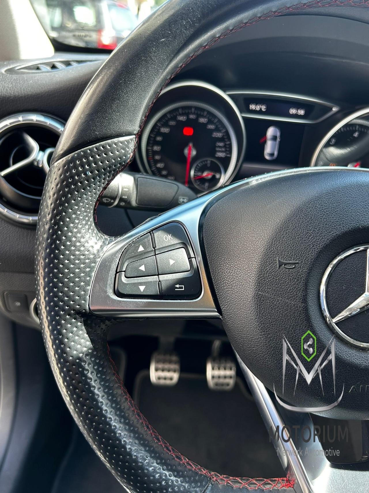 Mercedes-Benz CLA 180D