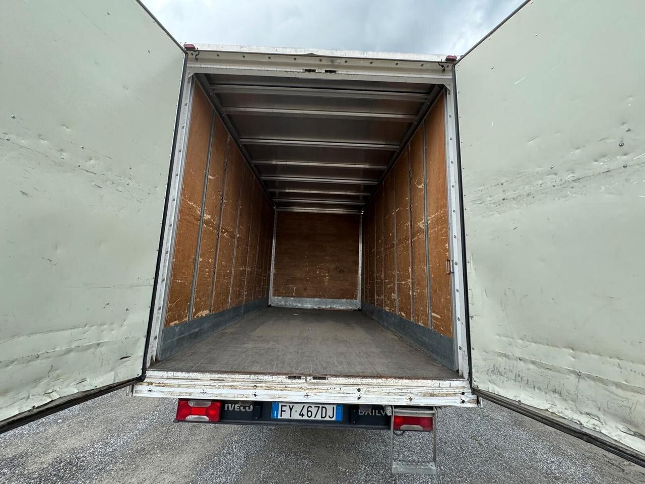 Iveco Daily Furgone Cabinato Euro 6 150.000 km Certificati !!!!