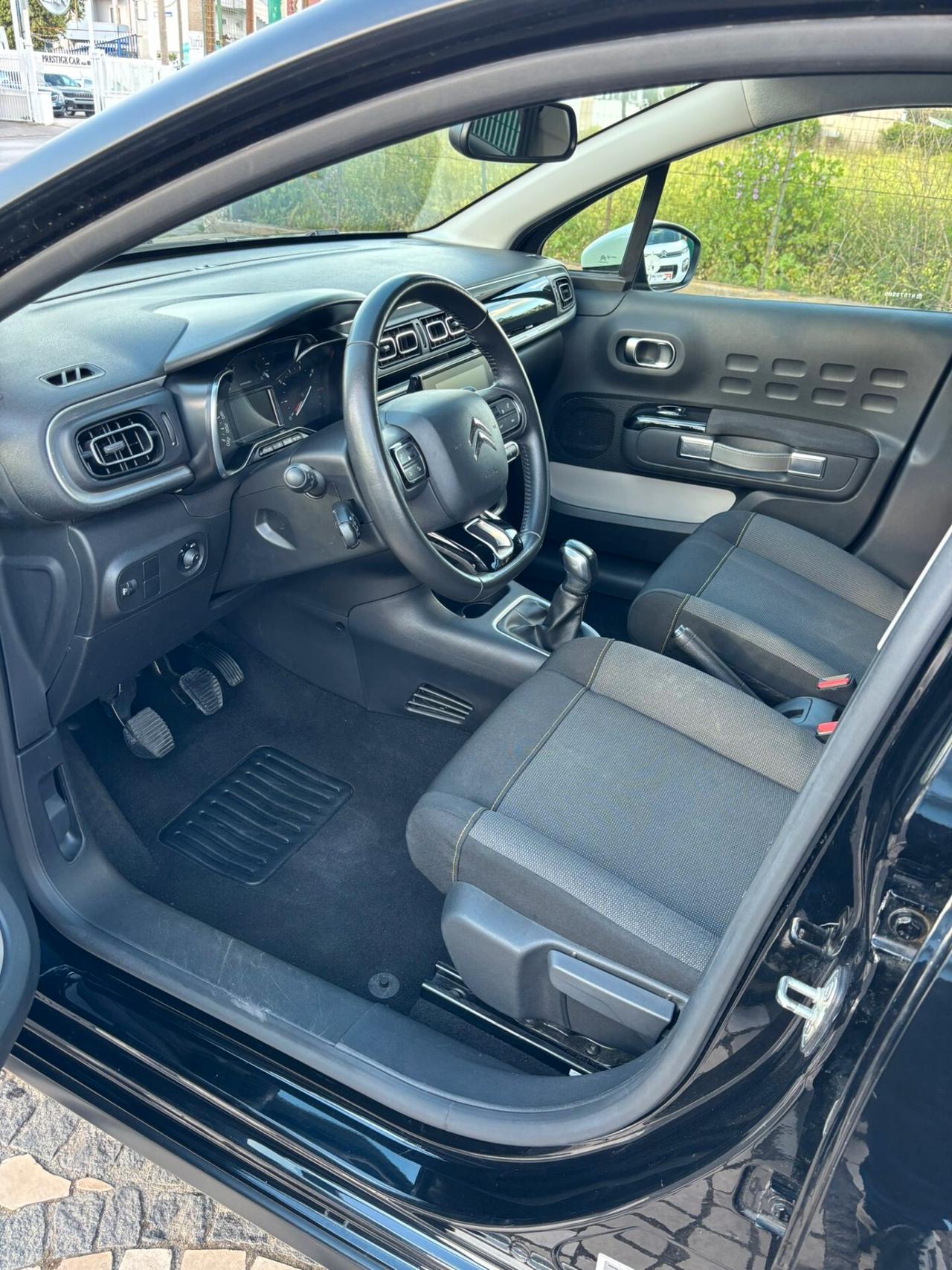Citroen C3 PureTech 83 S&S Shine Pack