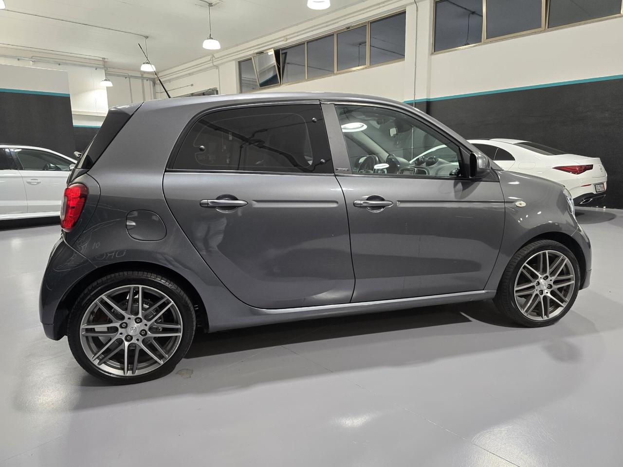 Smart ForFour BRABUS 0.9 Turbo twinamic Xclusive IVA ESP/JBL/CAM