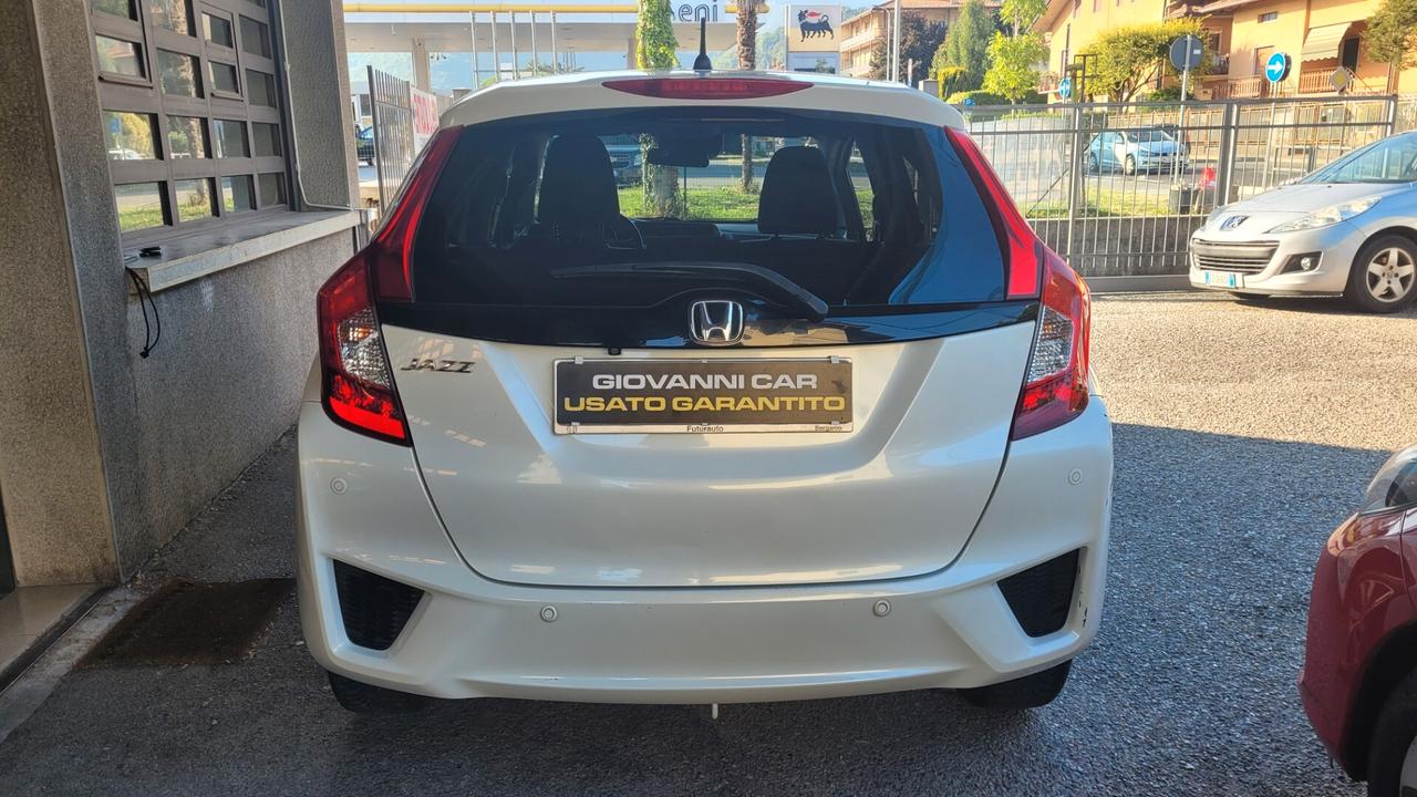 Honda Jazz 1.3 Elegance Navi ADAS
