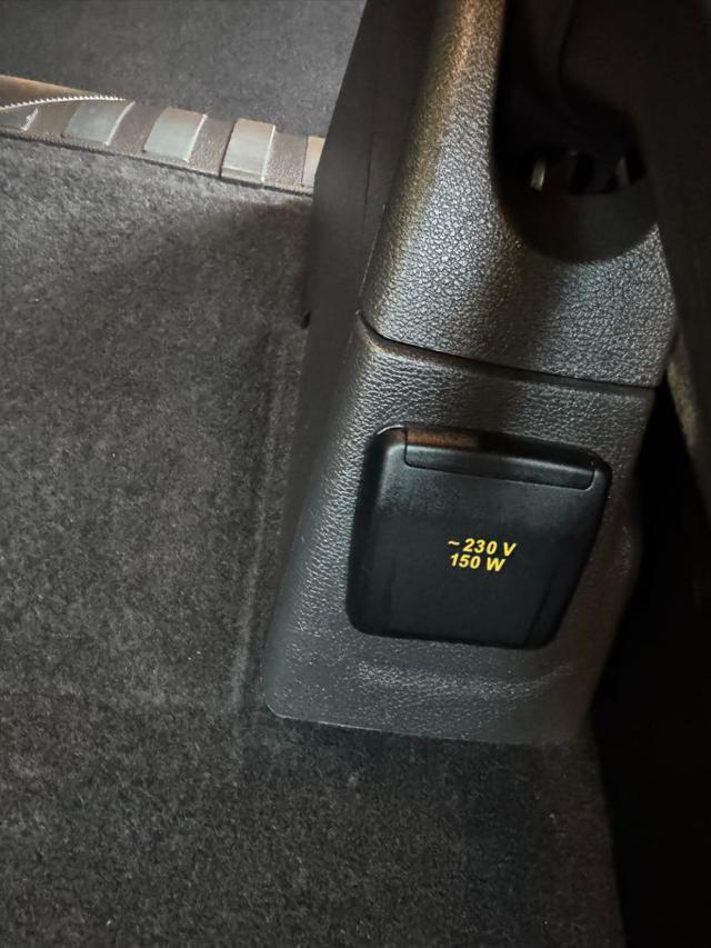 FORD Tourneo Custom 310 2.0 TDCi 170CV aut. PC Titanium