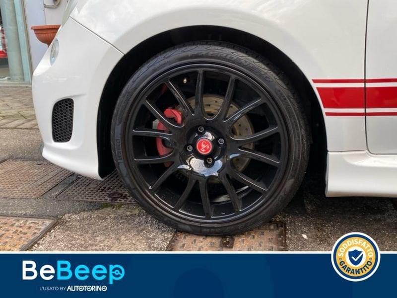 Abarth 500 595 1.4 16V T. T-JET YAMAHA FACTORY RACING 160CV