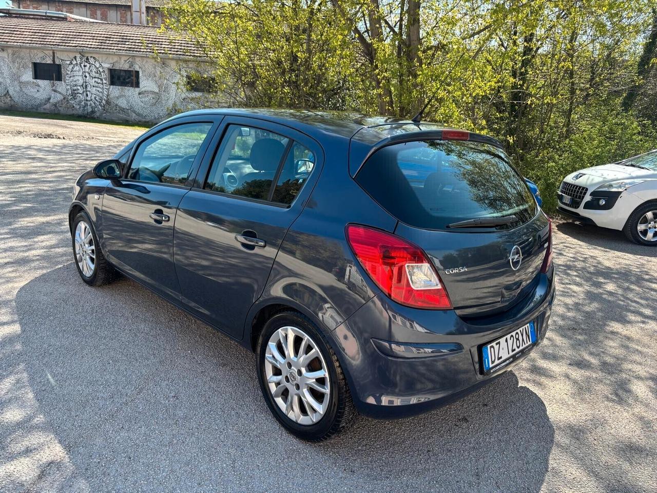 Opel Corsa 1.2 80 CV GPL-TECH CLUB 5P