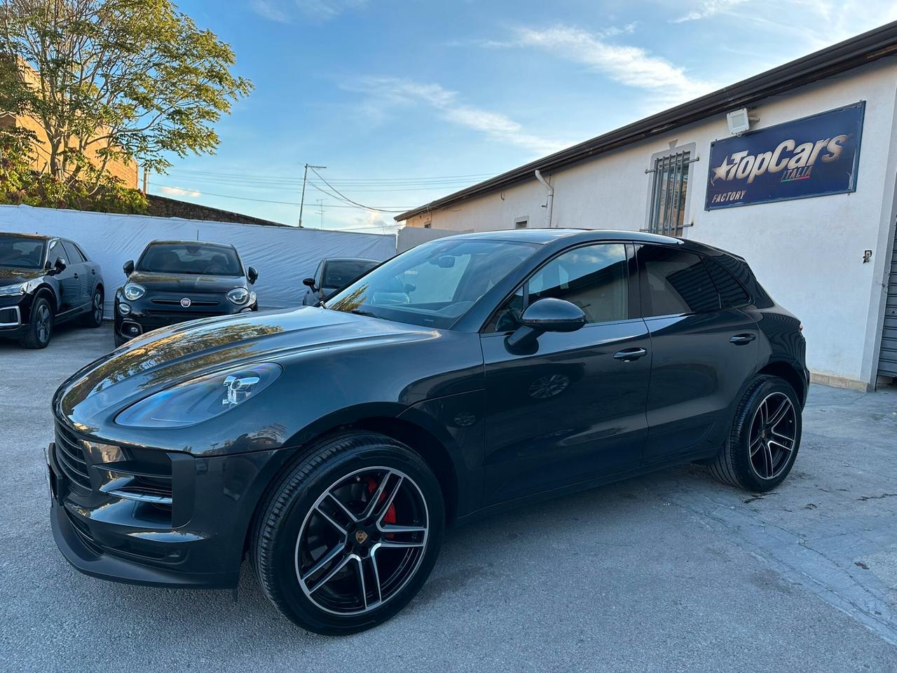 Porsche Macan 2.0 benzina 245 cv - 2021