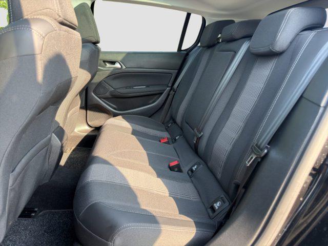 PEUGEOT 308 308 PureTech Turbo 130 S&S Allure