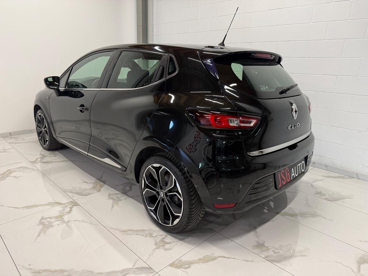 Renault Clio dCi 8V 75 CV 5 porte Moschino Intens