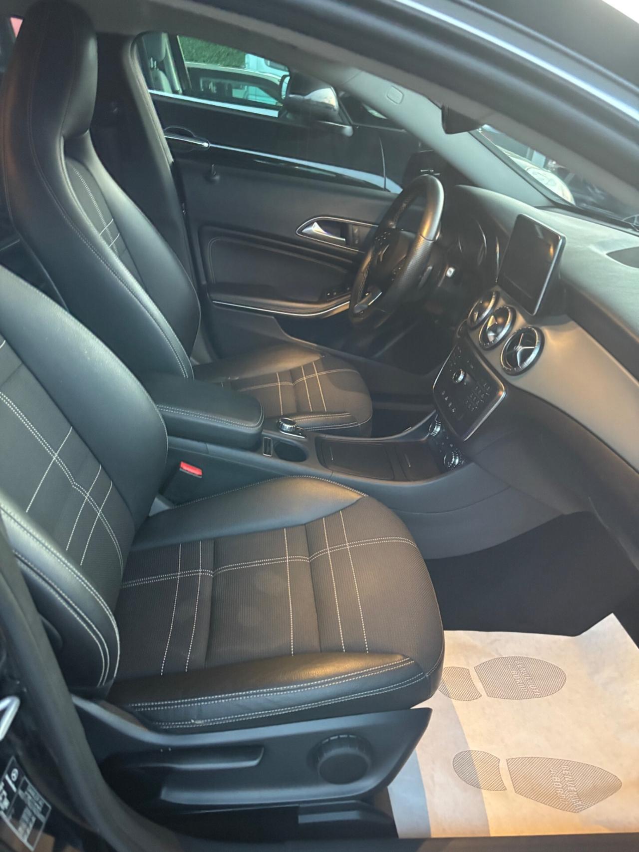 Mercedes-benz CLA 220 d S.W. Automatic Premium export commercianti