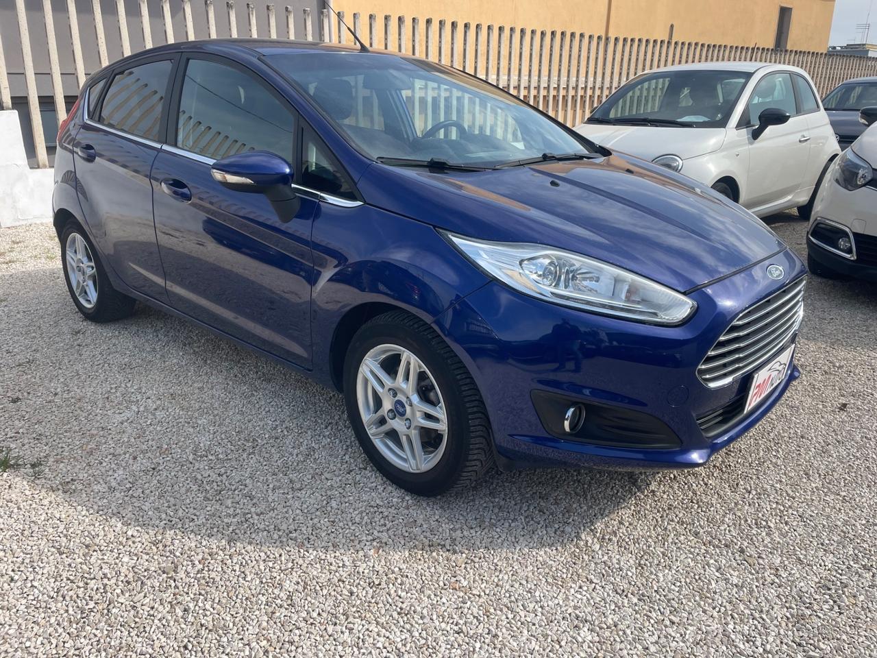 Ford Fiesta 1.5 TDCi 75CV 5 porte Titanium