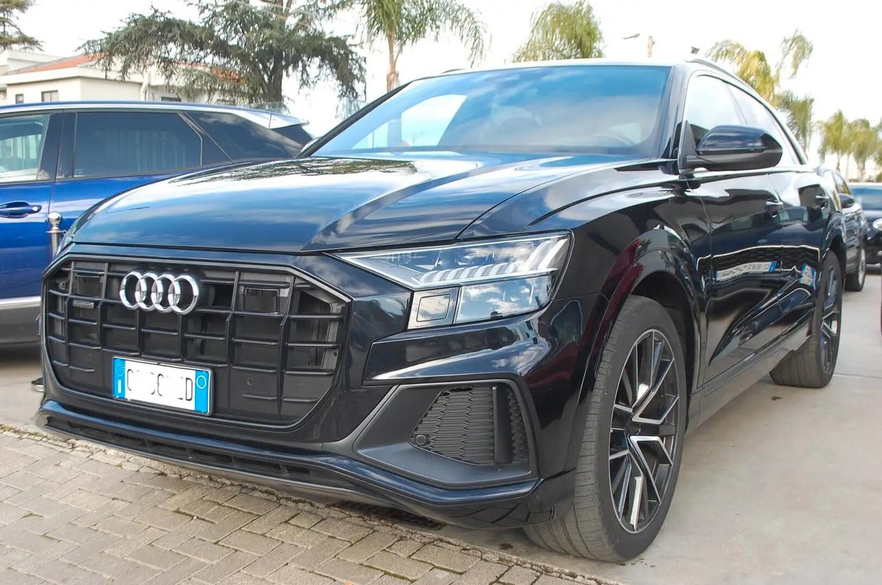Audi Q8 50 3.0 tdi 286CV mhev S Line quattro tiptronic Nav