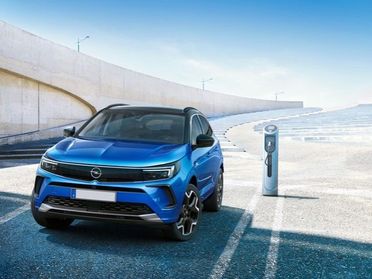 OPEL Grandland 1.5 diesel Ecotec aut. GS Line ** IN ARRIVO**