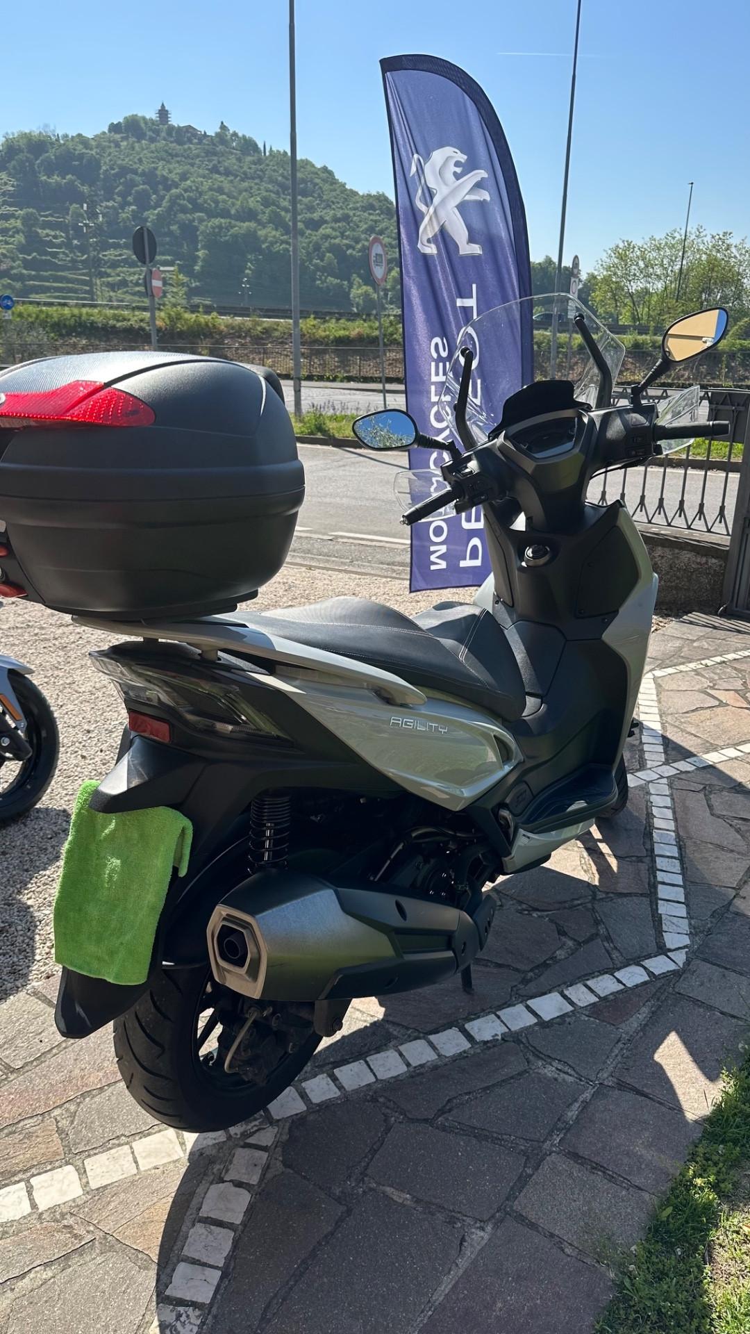 Kymco Agility 300i Con Bauletto