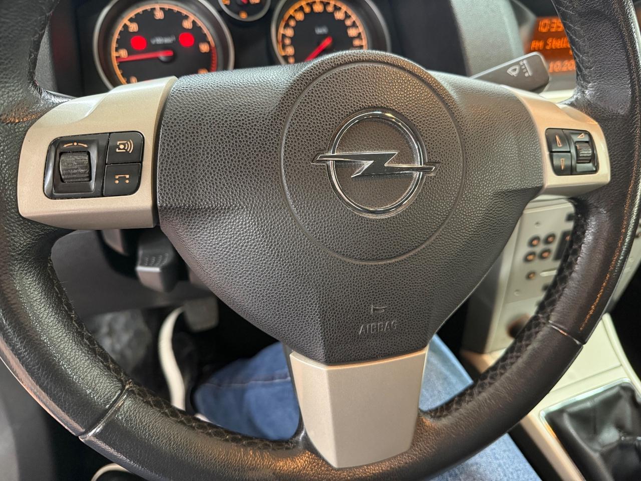 Opel Astra 1.7 CDTI Cosmo Ok neopatentati