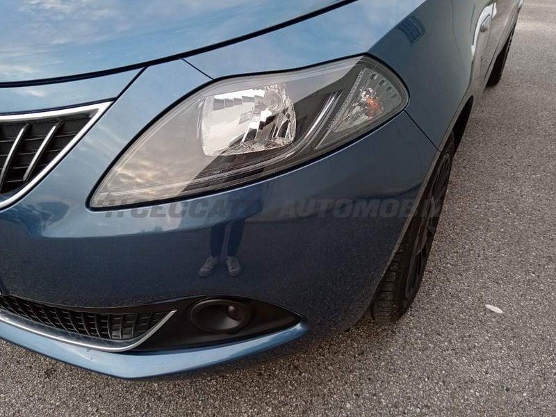 Lancia Ypsilon III 2021 1.0 firefly hybrid Silver s&s 70cv 5p.ti