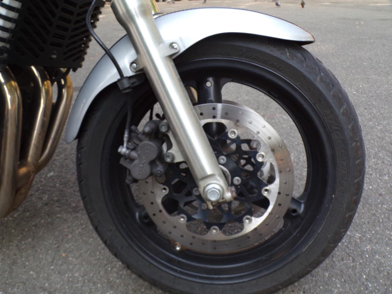 SUZUKI GSX 750 Inazuma - Cafè Racer - UNICA NEL SUO GENERE!