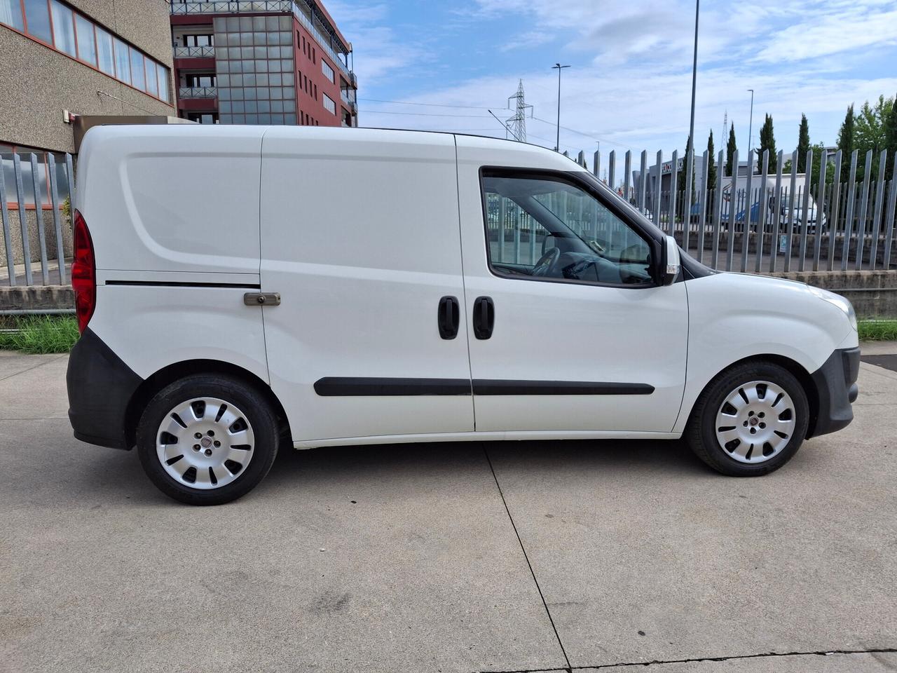 Fiat Doblò 2.0 MJT Officina Mobile