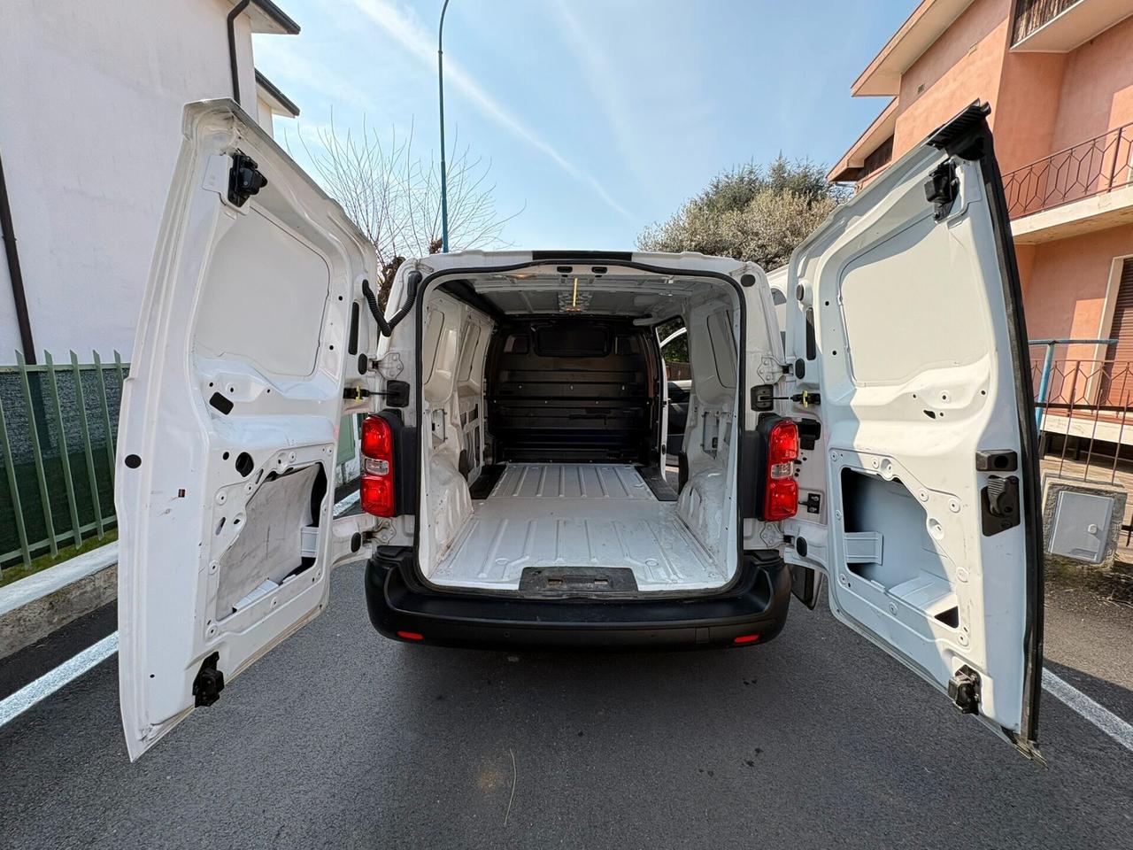 Fiat Scudo 1.5 BlueHDi 120 CV PL-TN Furgone Lounge (88 kw)