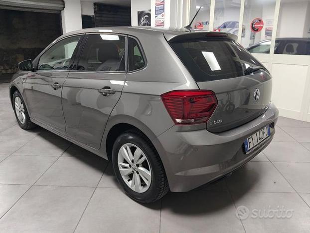 Volkswagen Polo 1.0 TSI 5p. Highline BlueMoti...