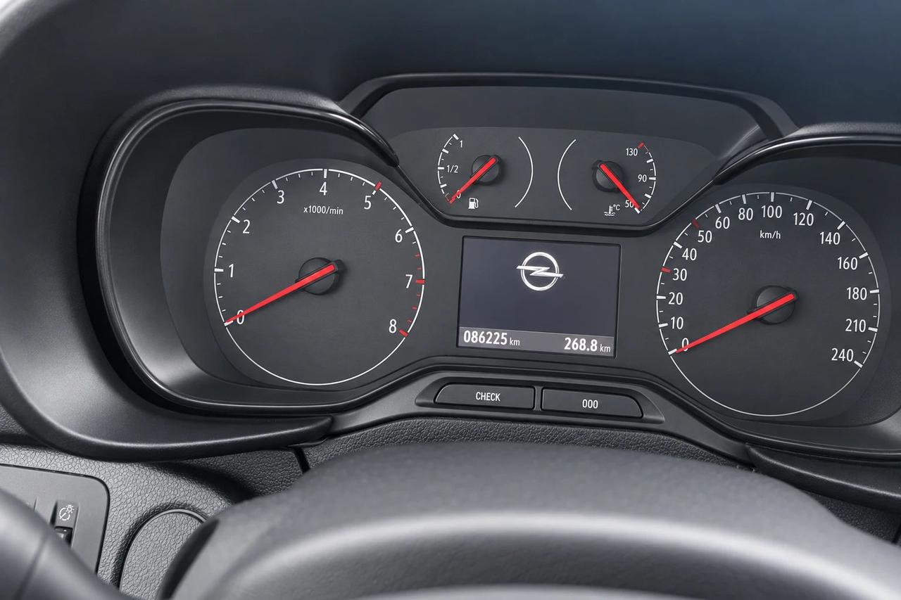 Opel Combo cargo 1.5d 130cv S&S Edition L2H1 eat8