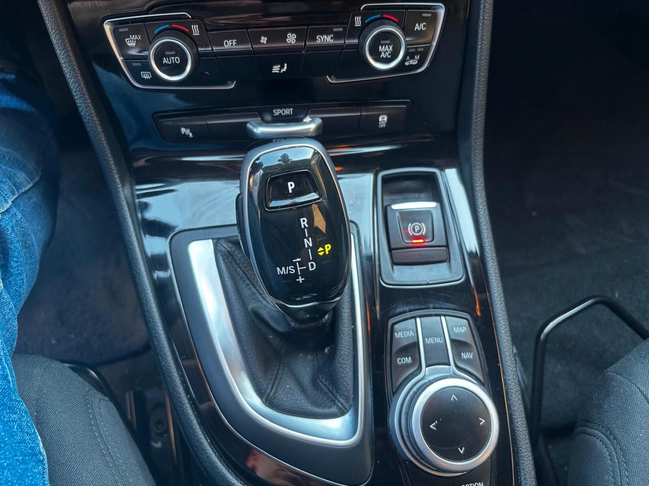 Bmw 2er Active Tourer 216d Active Tourer Advantage