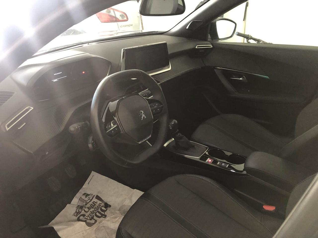 Peugeot 2008 PureTech 100 S&S Allure