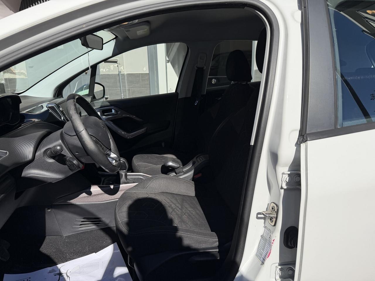 peugeot 2008 1.2 82 cv allure certificata italia