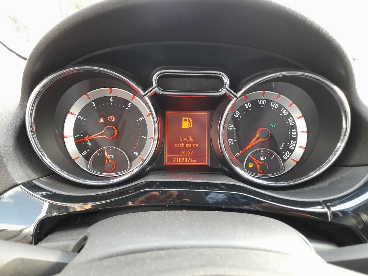 Opel Adam 1.4 87 CV GPL Tech Unlimited