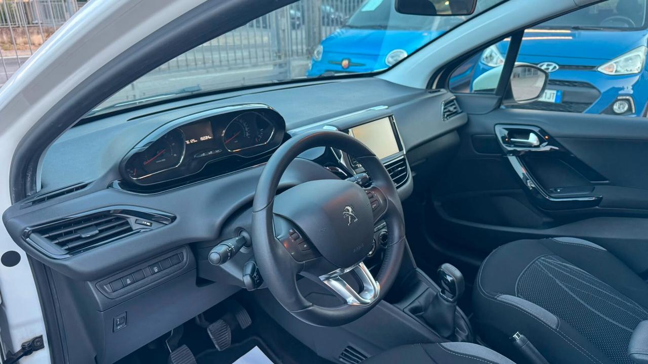 Peugeot 208 1.4 HDi 68 CV 5 porte Allure