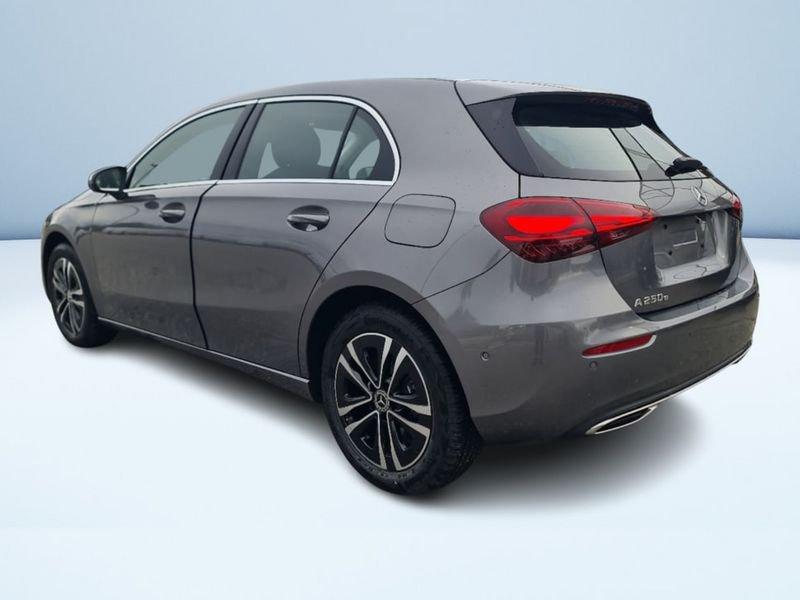 Mercedes-Benz Classe A A 250 e Plug-in hybrid Automatic Advanced Progressive